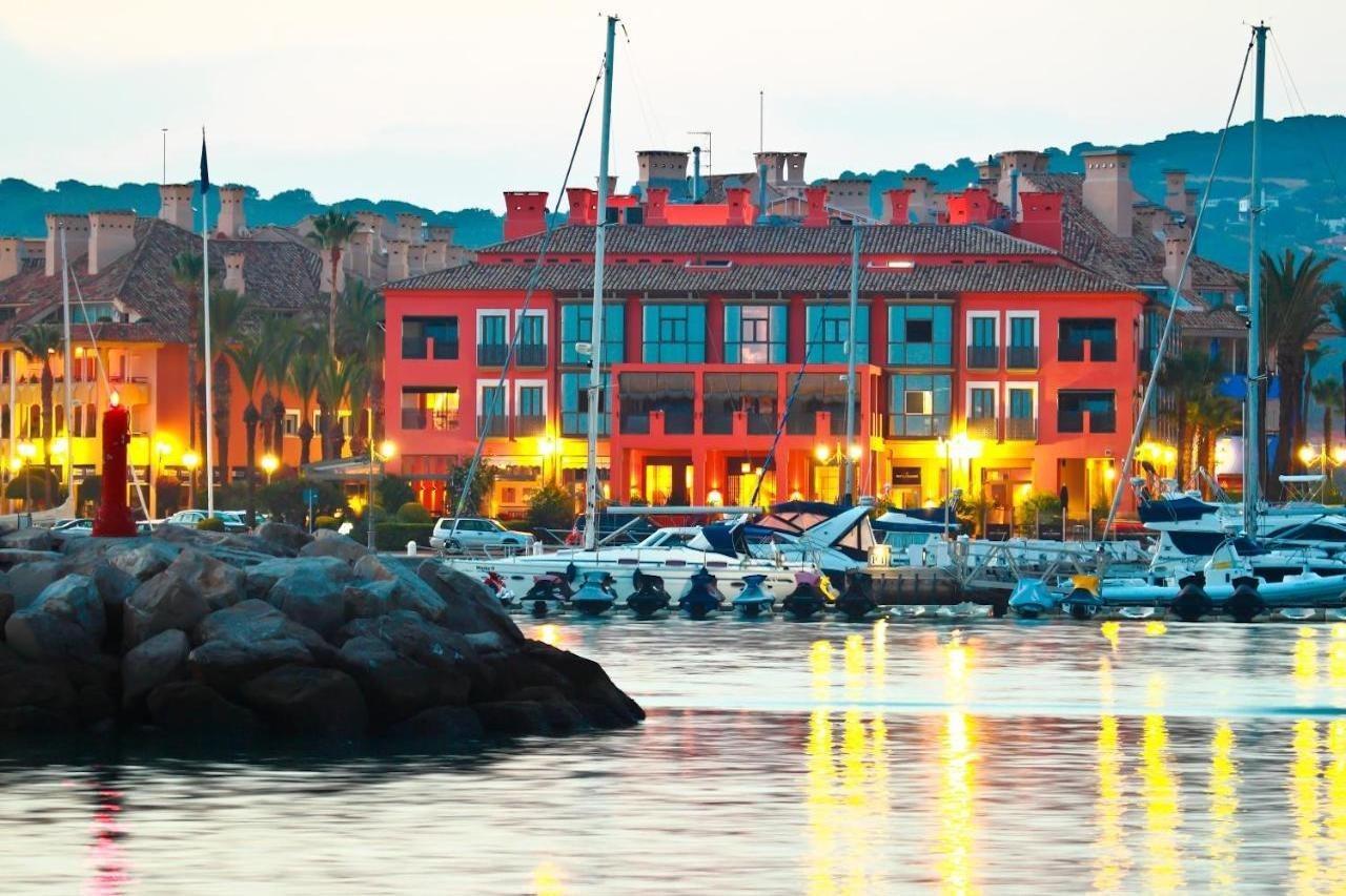 Hotel Mim Sotogrande Club Maritimo Luaran gambar