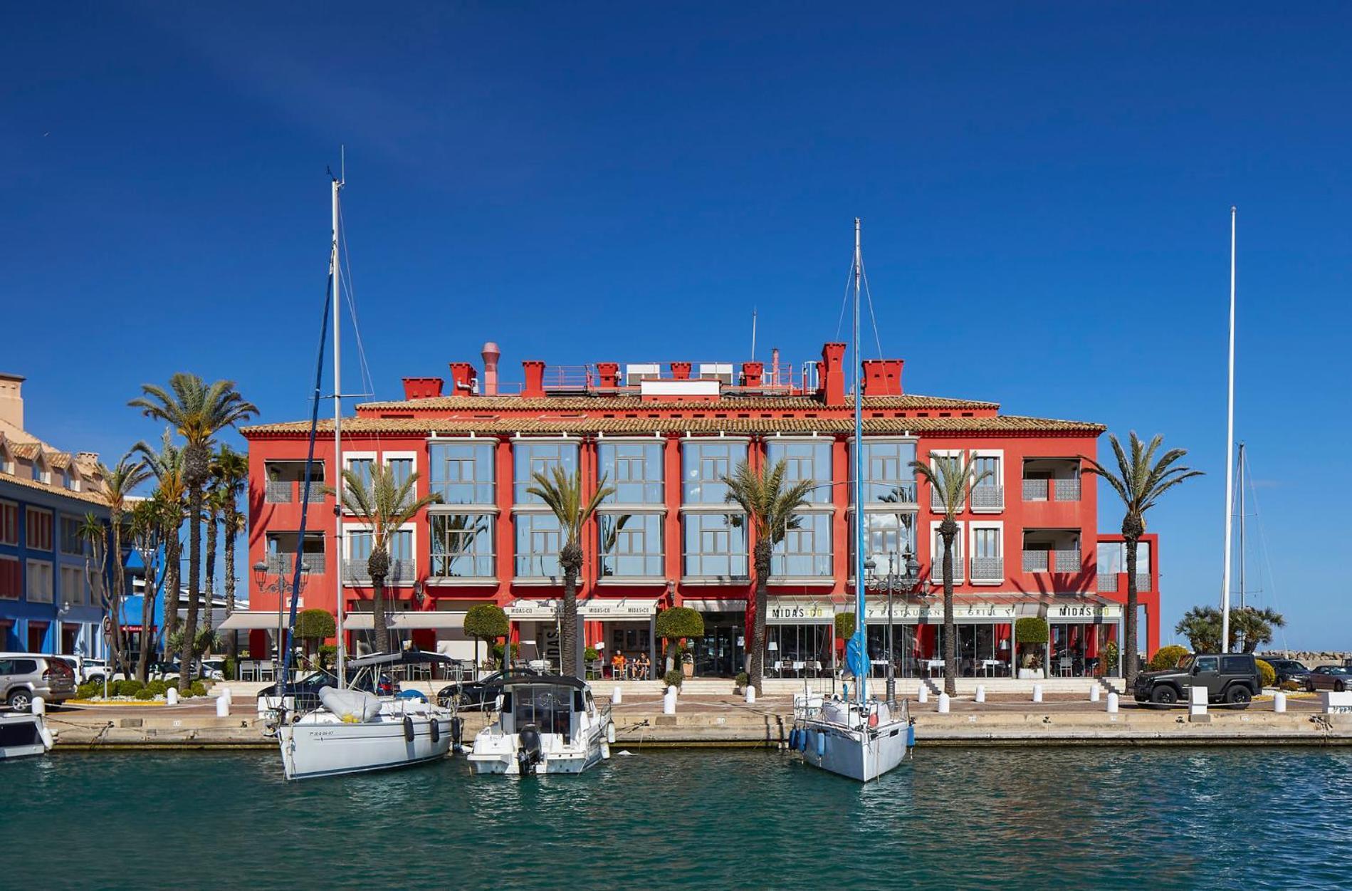 Hotel Mim Sotogrande Club Maritimo Luaran gambar