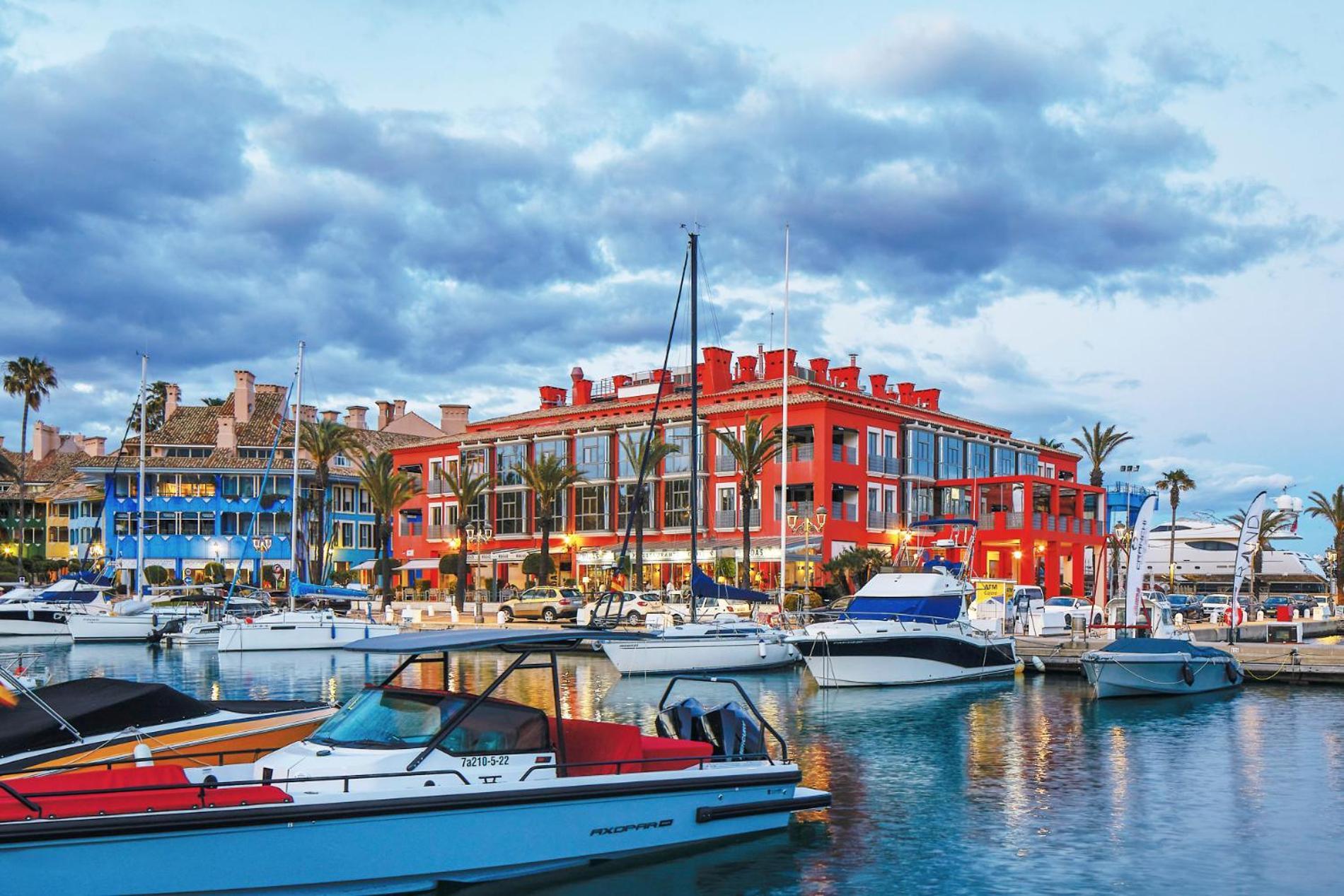 Hotel Mim Sotogrande Club Maritimo Luaran gambar