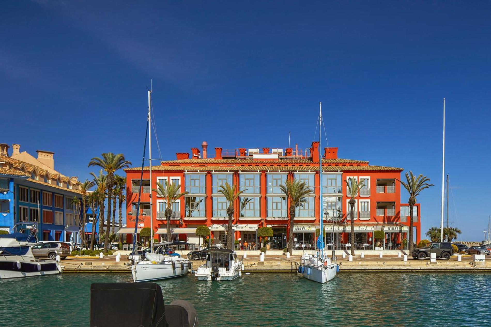 Hotel Mim Sotogrande Club Maritimo Luaran gambar
