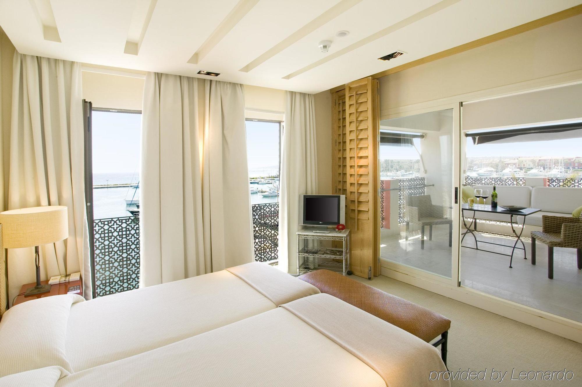 Hotel Mim Sotogrande Club Maritimo Bilik gambar