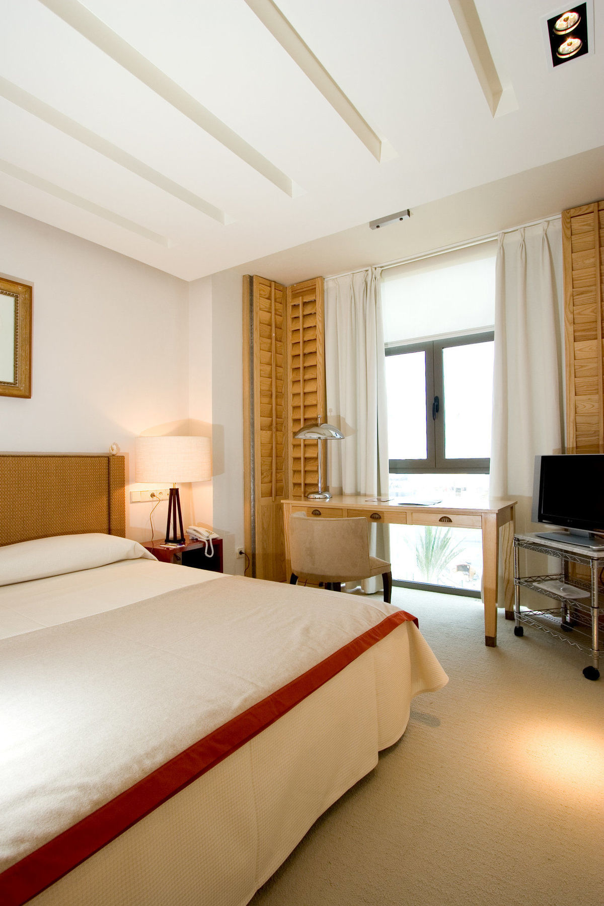 Hotel Mim Sotogrande Club Maritimo Bilik gambar